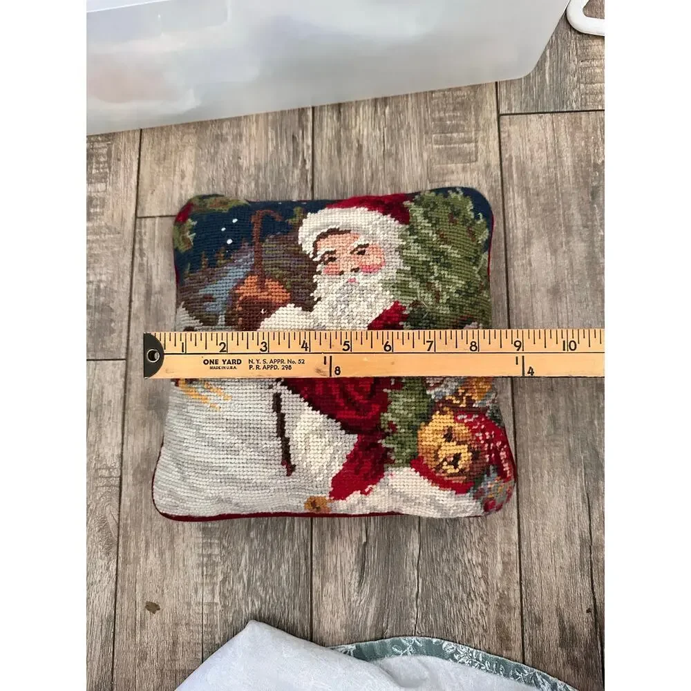 Vintage Pillow Wool Cotton Needlepoint Zip Santa Christmas